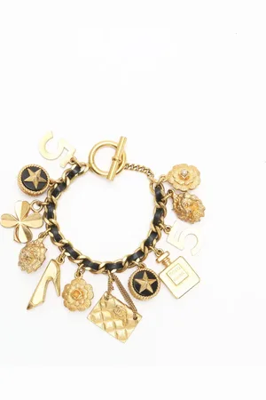 CHANEL Classic Chain Charm Bracelet