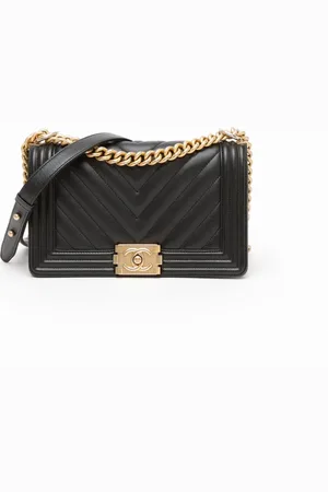 CHANEL Medium Chevron Boy Bag