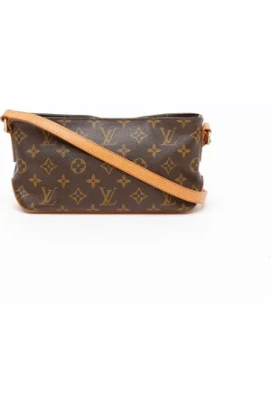 LOUIS VUITTON Monogram Trotteur Crossbody Bag