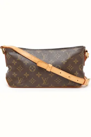 LOUIS VUITTON Monogram Trotteur Crossbody Bag