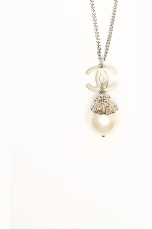 CHANEL Coco Mark Pearl Shell and Rhinestone Necklace