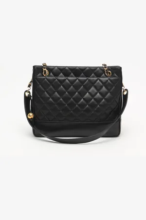 CHANEL CC Chain Tote Bag