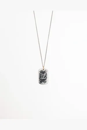 LOUIS VUITTON Monogram Pendant Necklace