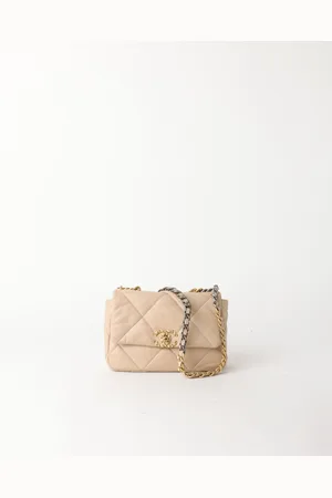 CHANEL 19 Medium Handbag