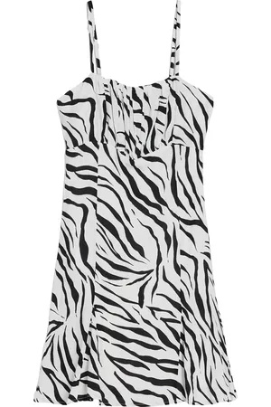 Bershka Kesämekko
