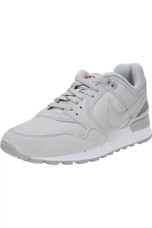 Nike Miehet Tennarit - Matalavartiset tennarit