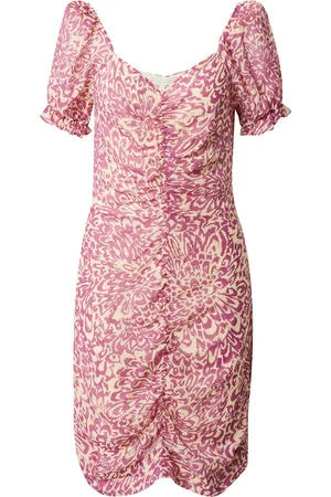 Second Female Kesämekko 
