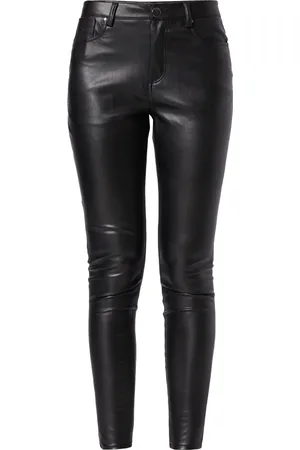 River Island Housut