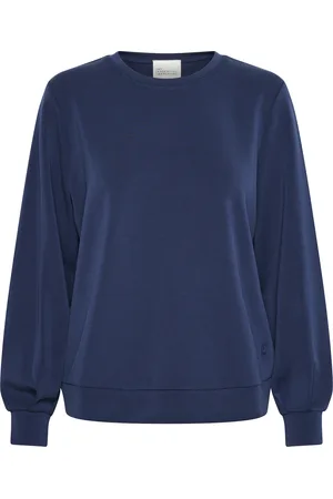 My Essential Wardrobe Collegepaita