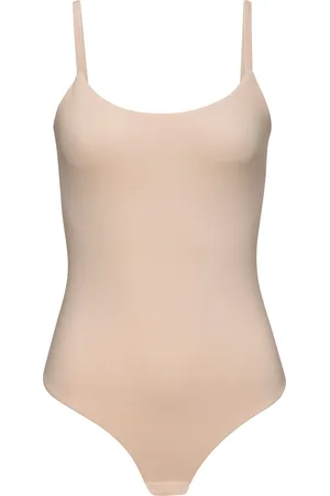 Lascana Muotoileva body