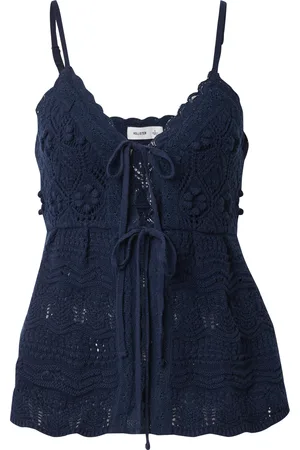 Hollister Neuletoppi