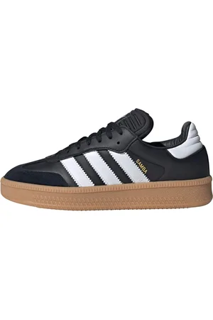 adidas Matalavartiset tennarit 