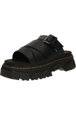 Dr. Martens Pistokkaat 