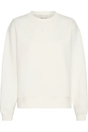 My Essential Wardrobe Collegepaita 