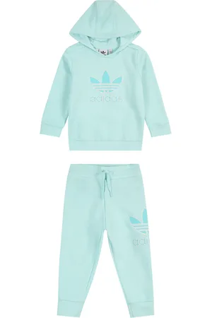 adidas Juoksupuku