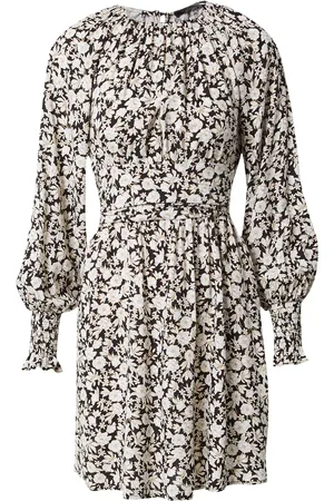 Dorothy Perkins Mekko 