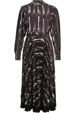 3.1 Phillip Lim Puseromekko