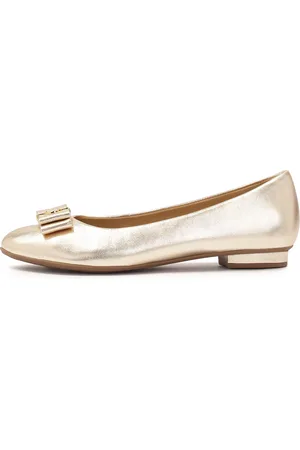 Kazar Ballerina