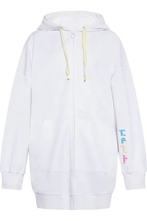 IZIA Collegetakki