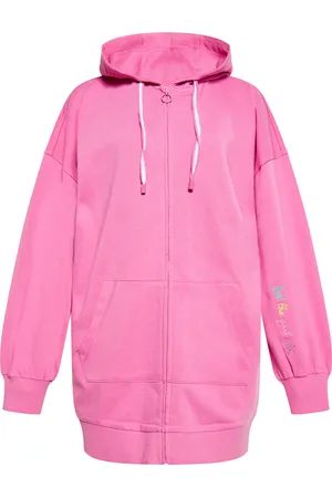 IZIA Collegetakki
