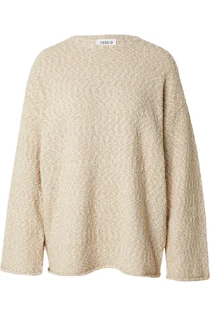 EDITED the label Oversized neulepaita 
