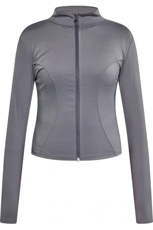 IZIA Collegetakki