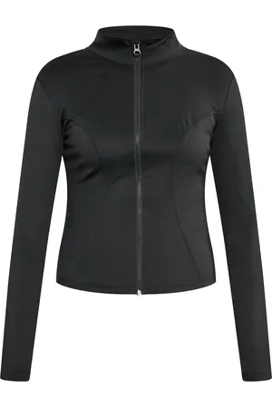 IZIA Collegetakki