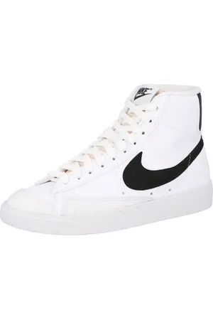 Nike Korkeavartiset tennarit 