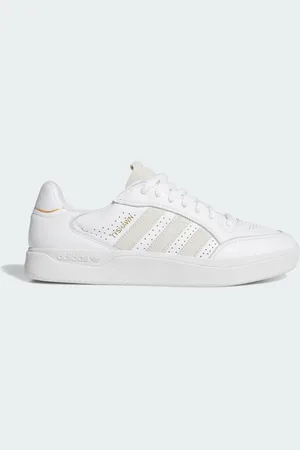 adidas Tyshawn Low Shoes