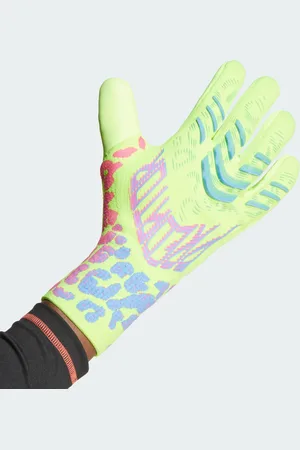 adidas Predator Pro Goalkeeper Gloves