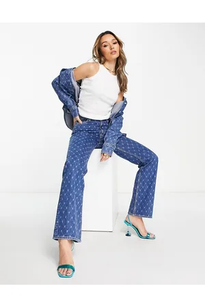 & OTHER STORIES Naiset Leveälahkeiset Farkut - Co-ord laser print flared jeans in