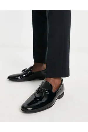 Red Tape Miehet Loaferit - Tassel patent loafers in
