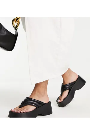 London Rebel Naiset Sandaalit - Flatform toe thong sandals in