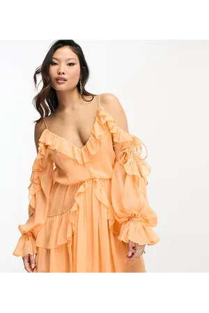 ASOS Naiset Kesämekot - ASOS DESIGN Petite studded tie detail ruffle wrap mini dress in peach