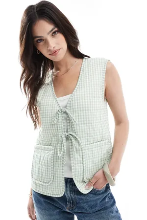 ONLY Vatteret vest med salviegrønne gingham-tern og bindebånd foran