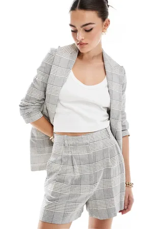 MANGO Ternede pull-on-shorts i grå - Del af sæt