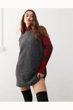 Weekday Kayla - Strikket mørkegråmeleret vest-minikjole med V-hals i uldblanding - Kun hos ASOS