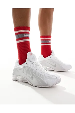 Nike Shox R4 - Sneakers i /metallisk sølvfarve