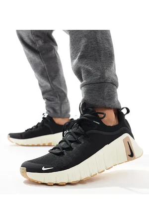 Nike Free Metcon 6 - Sorte og beige sneakers