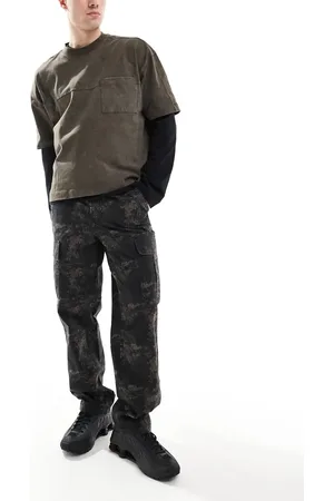 River Island Posede cargobukser med mørkt camouflage-print-Brun