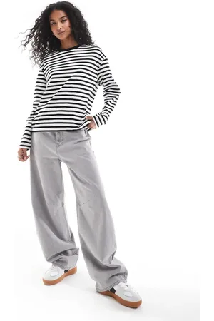 Pull&Bear Ecrufarvet, sort, langærmet og oversized T-shirt med striber-Hvid