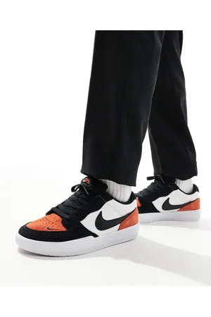 Nike SB - Force - Hvide og lerfarvede sneakers