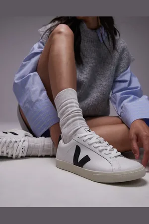 Veja Esplar - Sorte og hvide sneakers med logo i læder