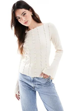 Monki Ribstrikket jerseytop med overlock-sømme i -Neutral