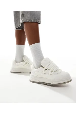 Bershka Hvide skater-sneakers