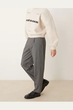 ASOS Elegante tapered bukser med oversized pasform og plisseringer foran samt sorte og hvide mikrotern