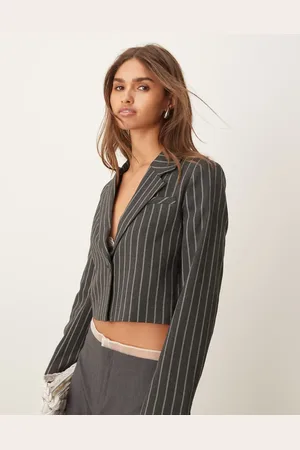 New Look New Look - Cropped og grå blazer med nålestriber