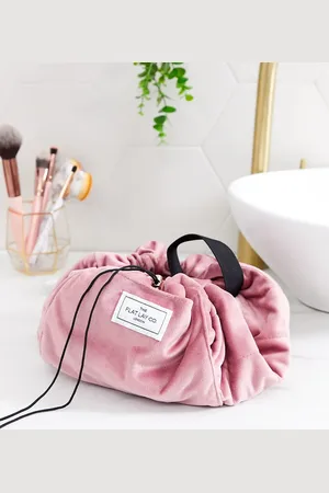 Flat Lay Company The Flat Lay Co. - Makeuptaske med løbesnor i pink fløjl-Multifarvet