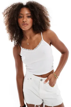 Pull&Bear Ribstrikket cami-top med blondekant