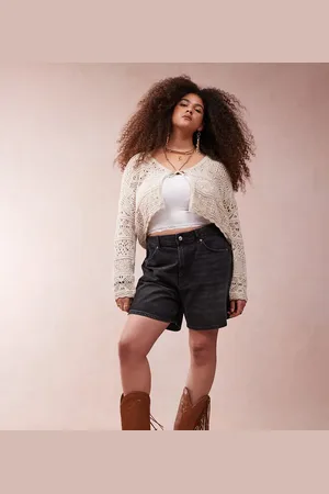 ASOS ASOS DESIGN Curve - Sorte forvaskede dad-shorts i denim